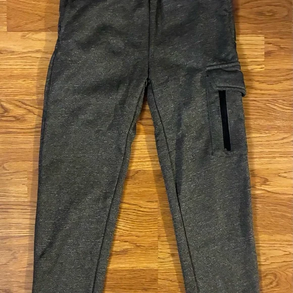 Boy's Jackets And Pants Bundle With SpongeBob And Avengers Set Size 7 And 6/7. - Picture 8 of 11